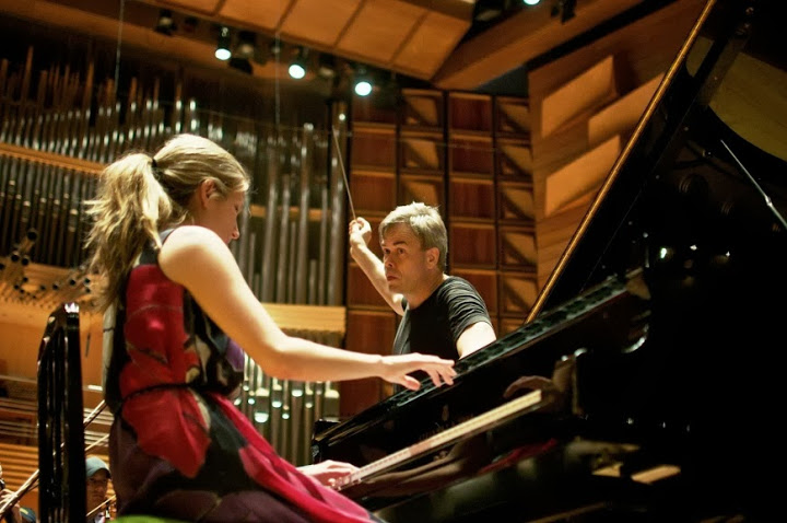El director finlandés Hannu Lintu y la pianista venezolana Alicia Gabriela Martínez juntos por primera vez en Venezuela