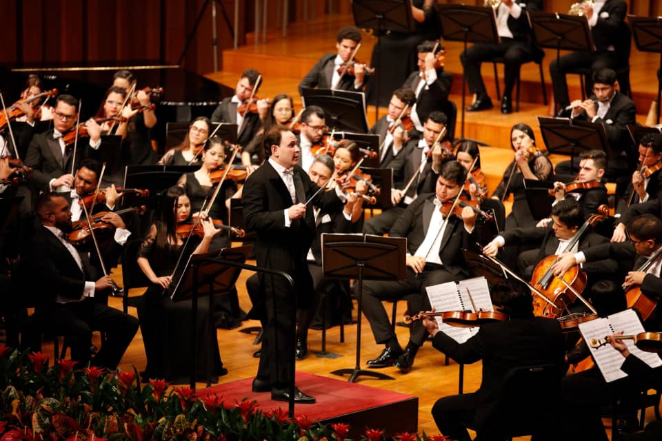 La Orquesta Sinfónica Simón Bolívar De Venezuela Deslumbró El NCPA En Beijing