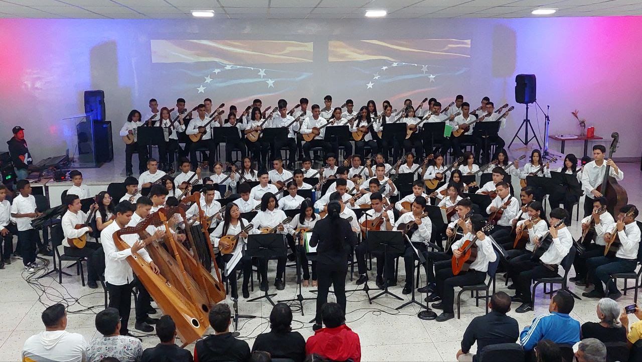 Orquesta Alma Llanera Portuguesa (7)