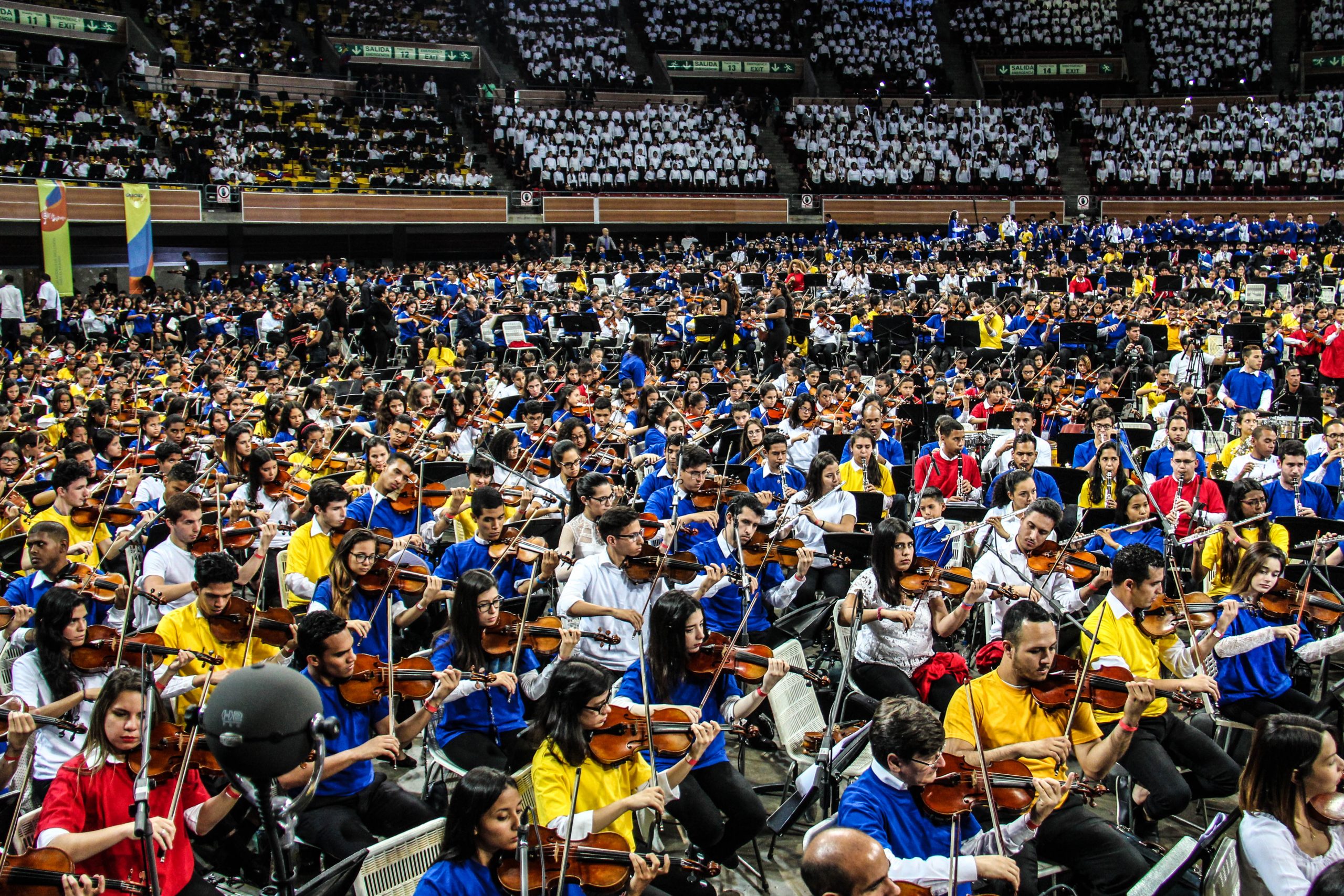 VENEZUELA PRESENTE EN EL I.F.A. BELLAS ARTES DE BOLIVIA