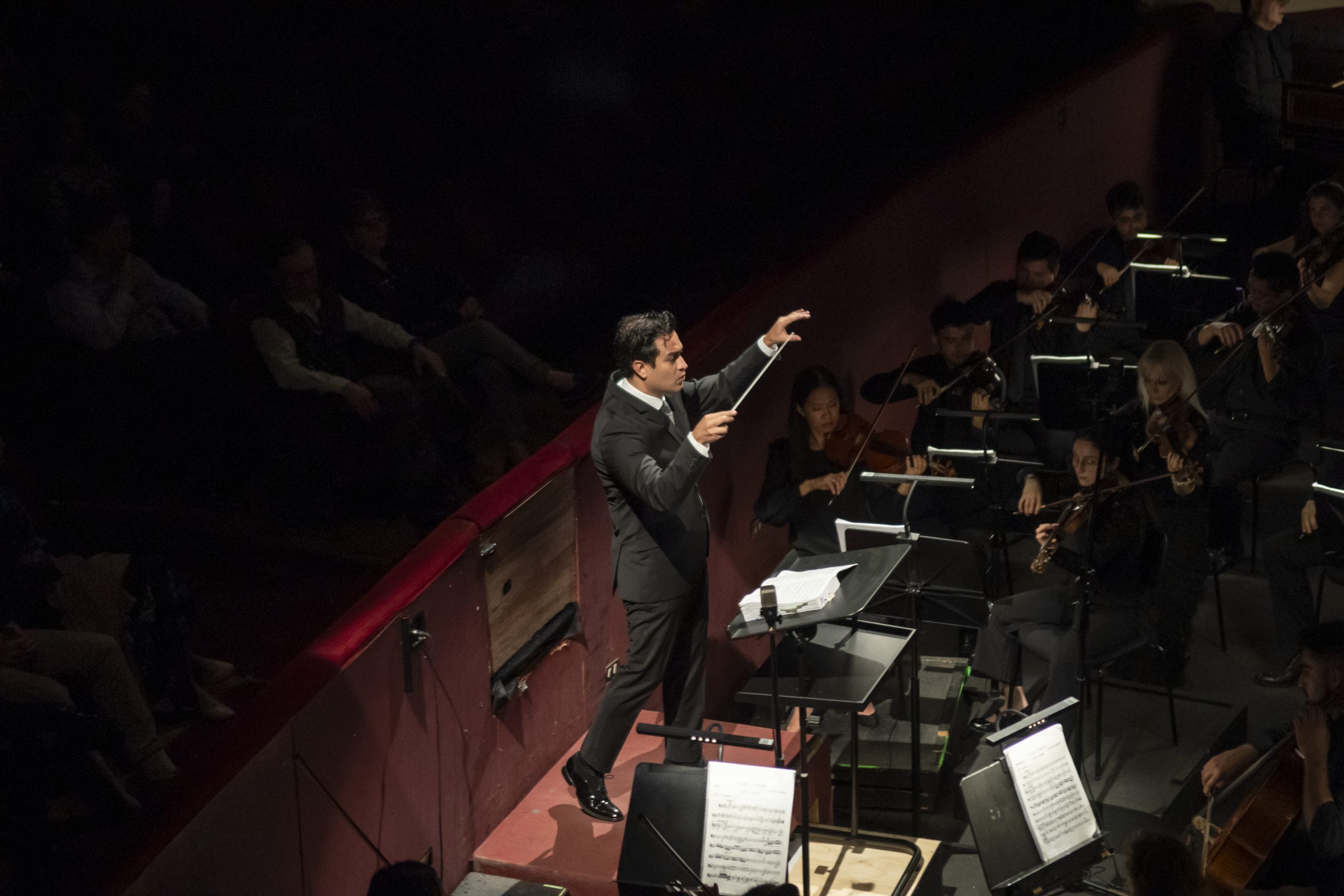 Una Alquimia De Emociones: Diego Matheuz Cautivó A Chile Con Donizetti