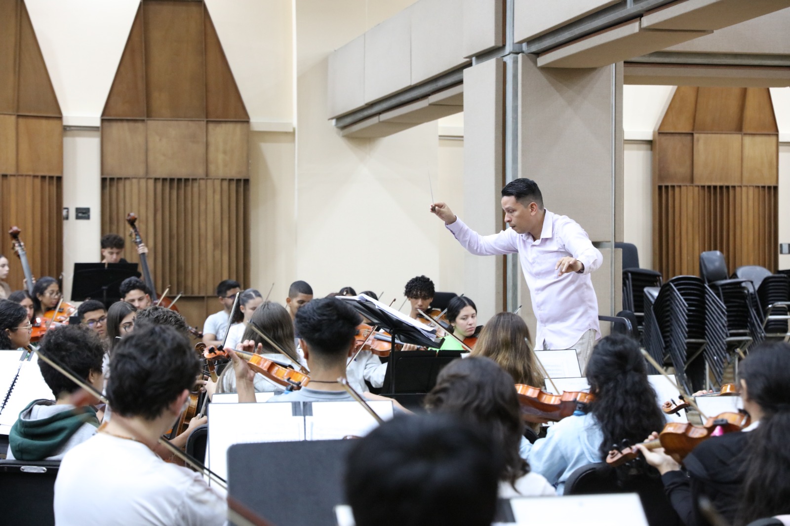 ORQUESTA SINFÓNICA JUVENIL DE CARACAS