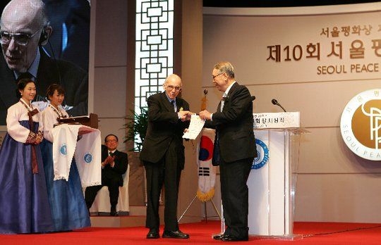 El Maestro José Antonio Abreu Galardonado Con El Premio De La Paz De Seúl