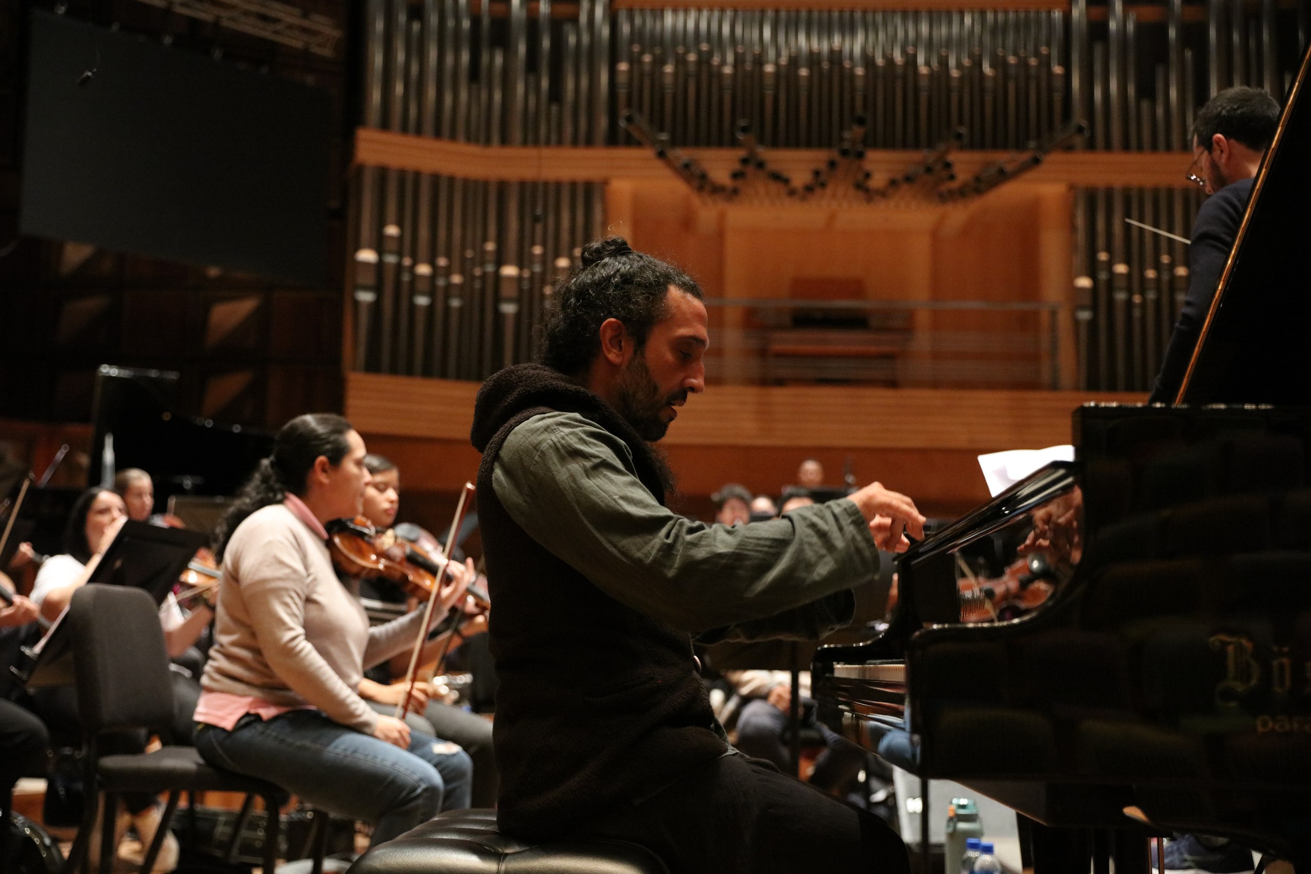 La Destreza Musical De Nima Sarkechick Resonó En El Sistema