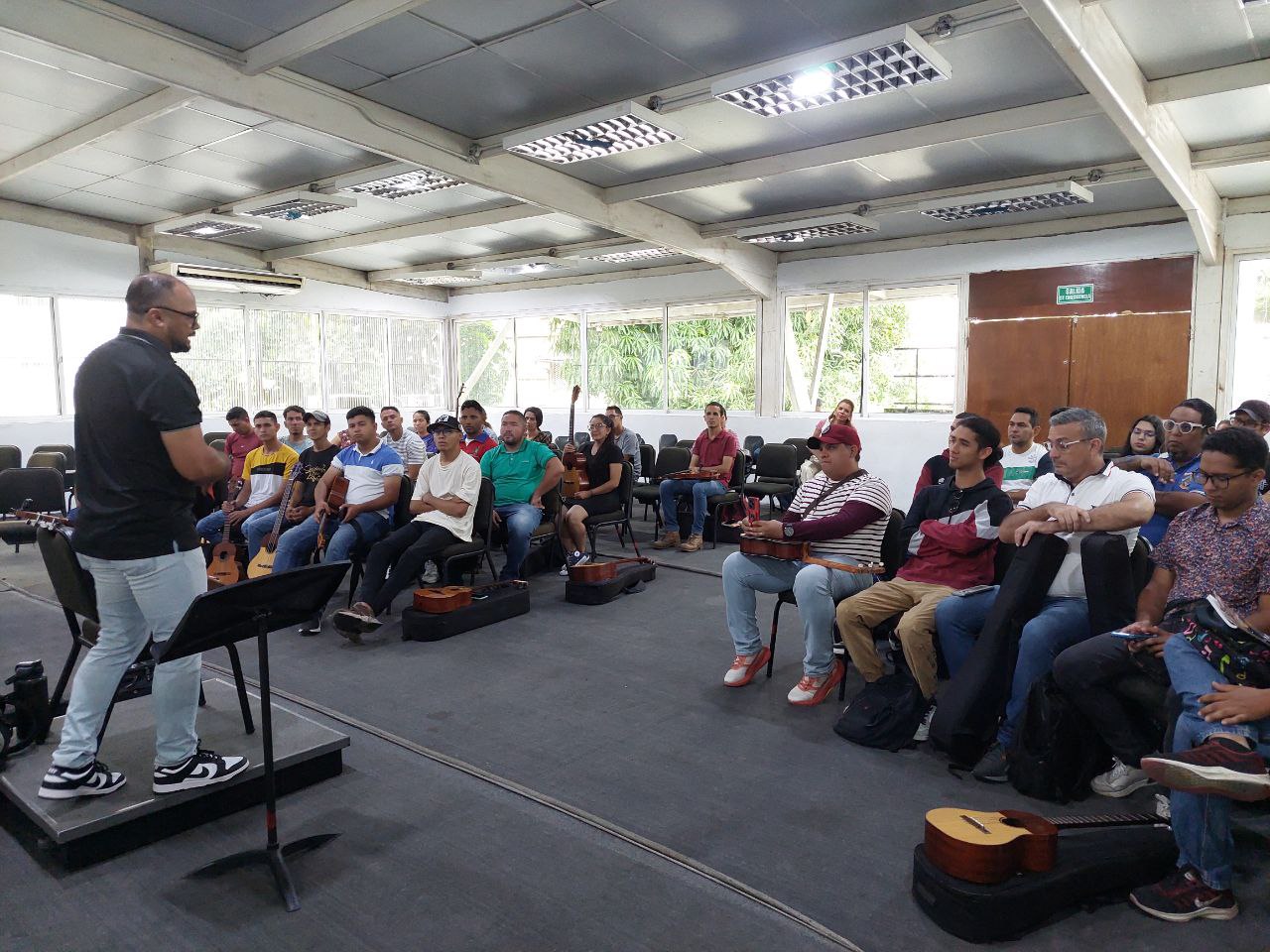 Orquesta Alma Llanera Portuguesa (11)