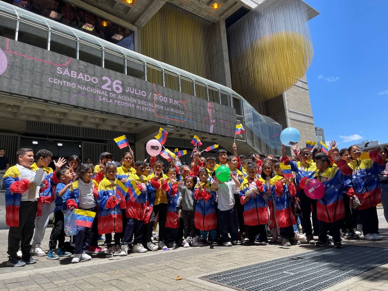 Día Del Niño En Expo Simón Para Los Pequeños De El Sistema (12)