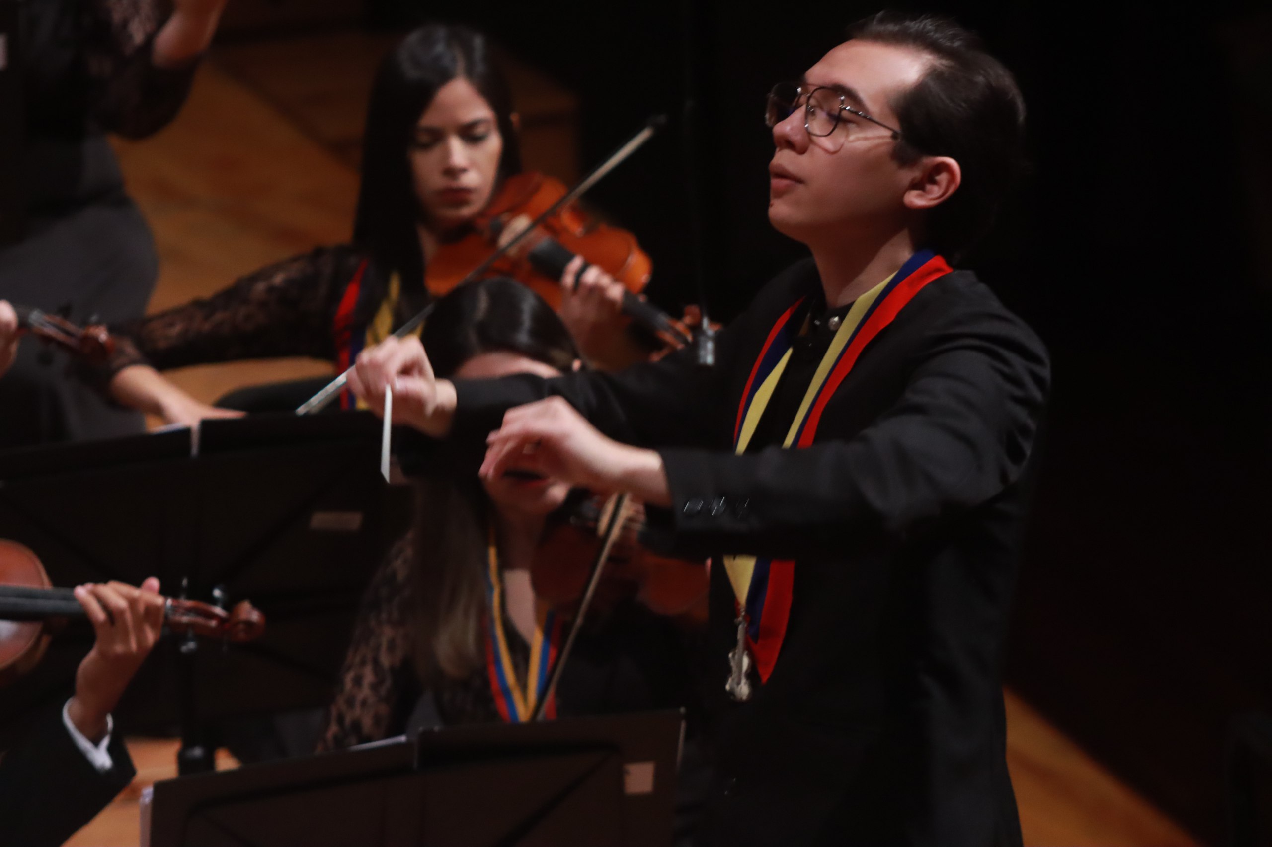 OCSB Y DIRECTOR ENLUIS MONTES