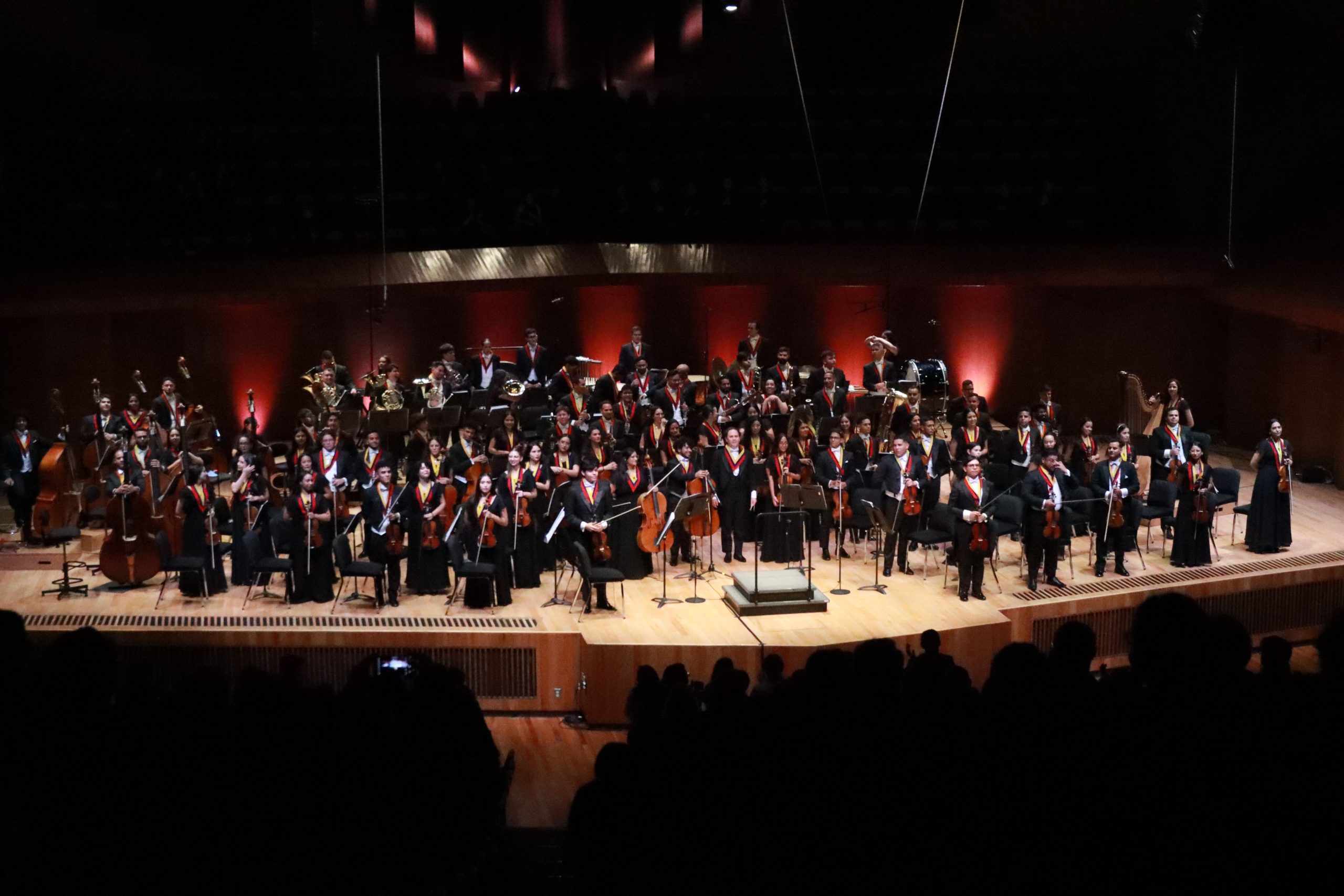 ORQUESTA SINFÓNICA JUAN JOSÉ LANDAETA 2 (1)