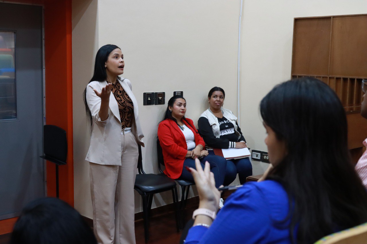 Charla De Consultoria (3)