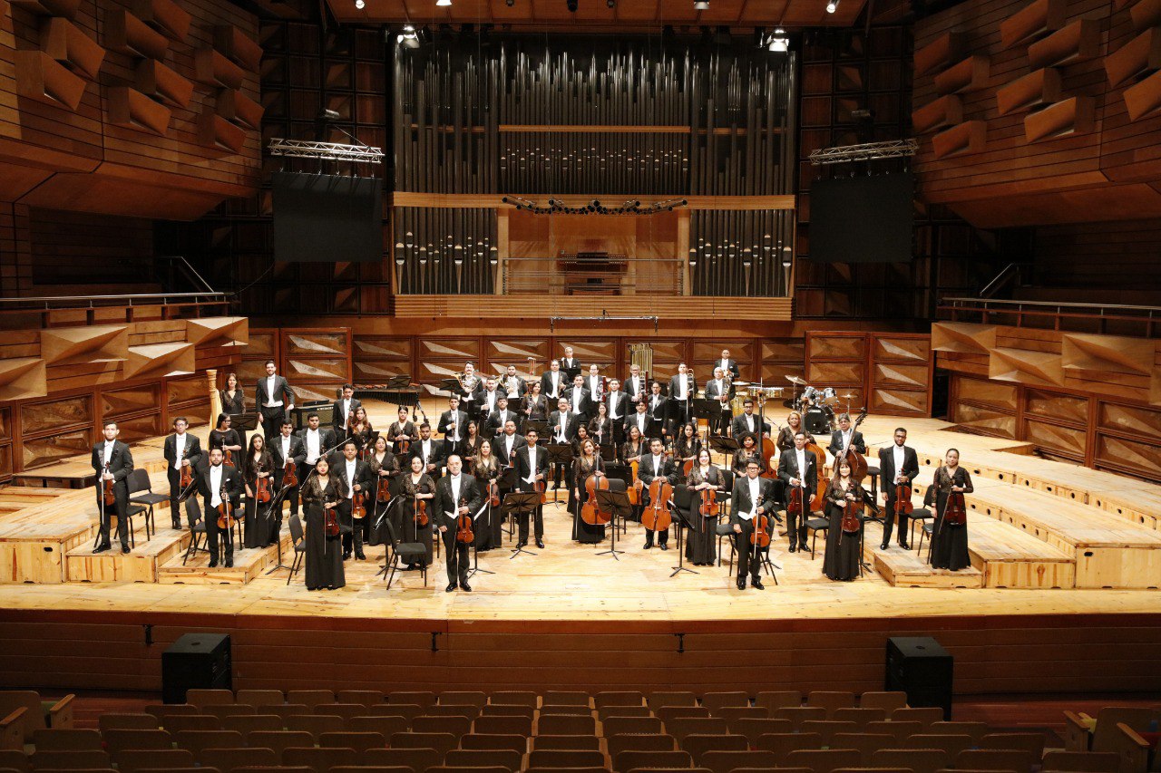 9. ORQUESTA DE CÁMARA SIMÓN BOLÍVAR