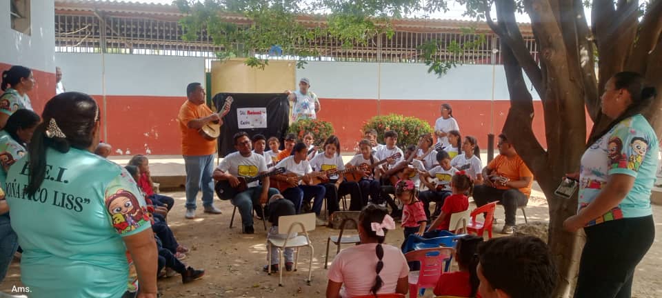 Apure Dia Del Cuatro (3)