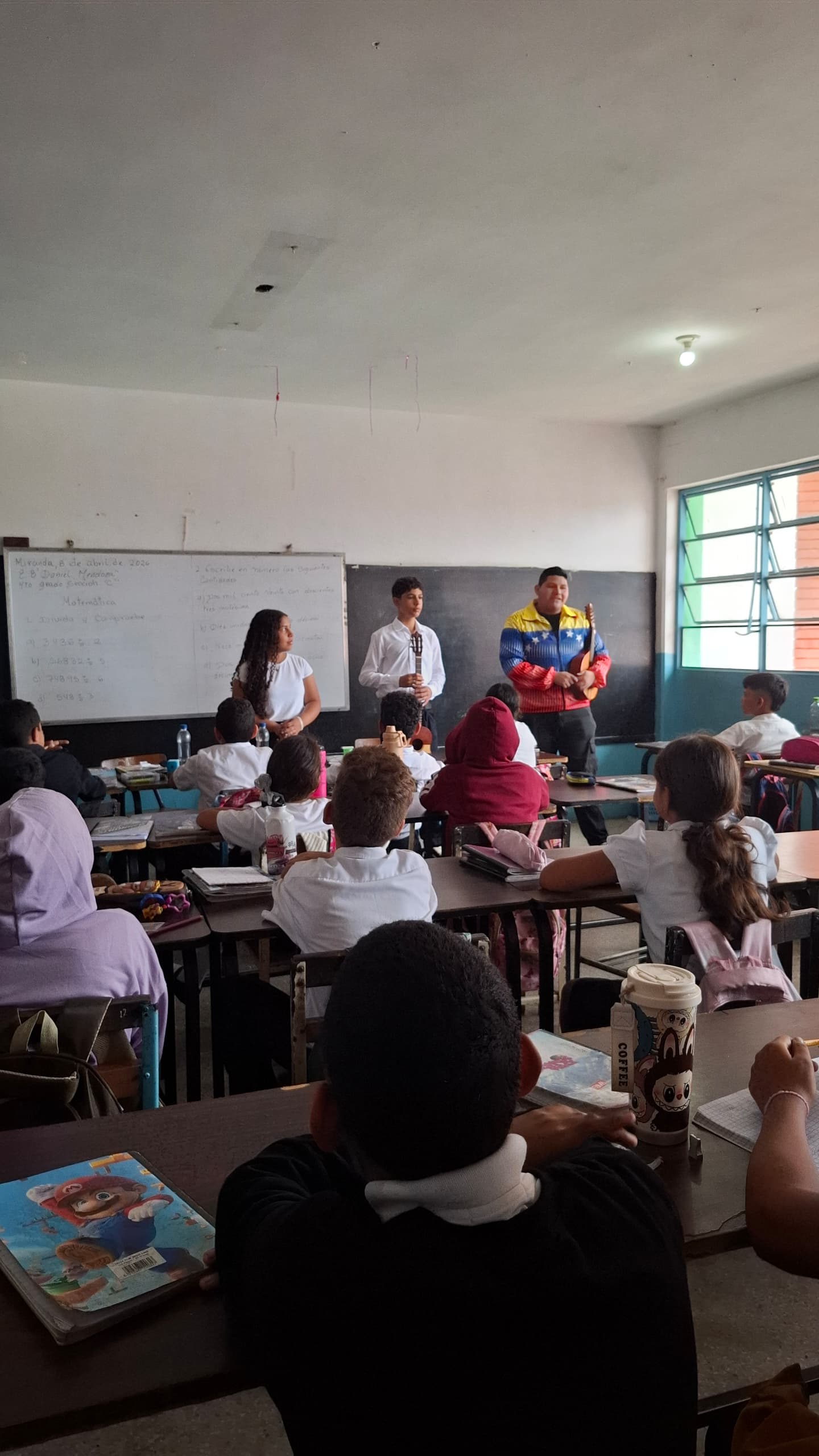 Carabobo Dia Del Cuatro (1)