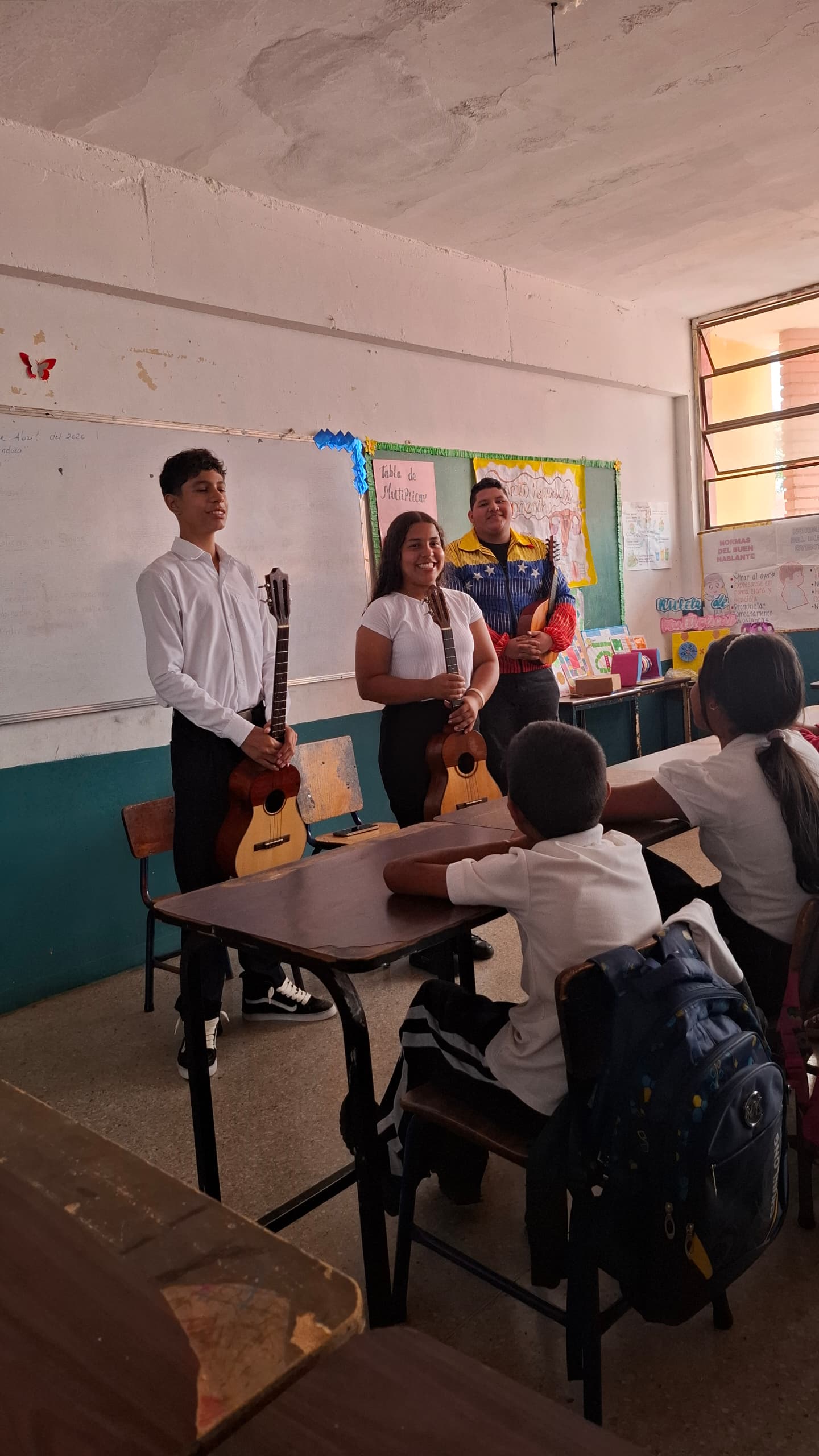 Carabobo Dia Del Cuatro (2)