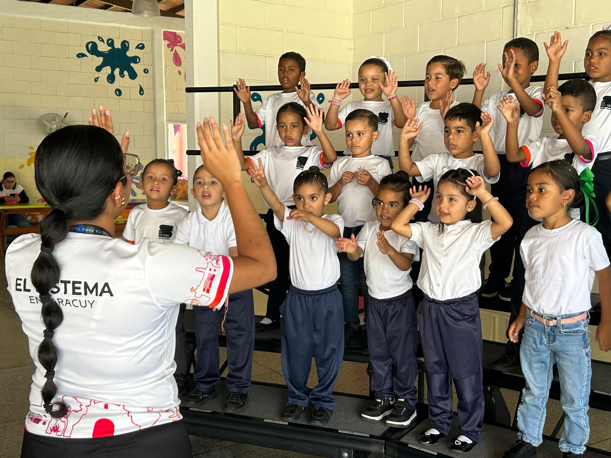 E100b8dc-94a6-476d-b938-eadb9504cc48