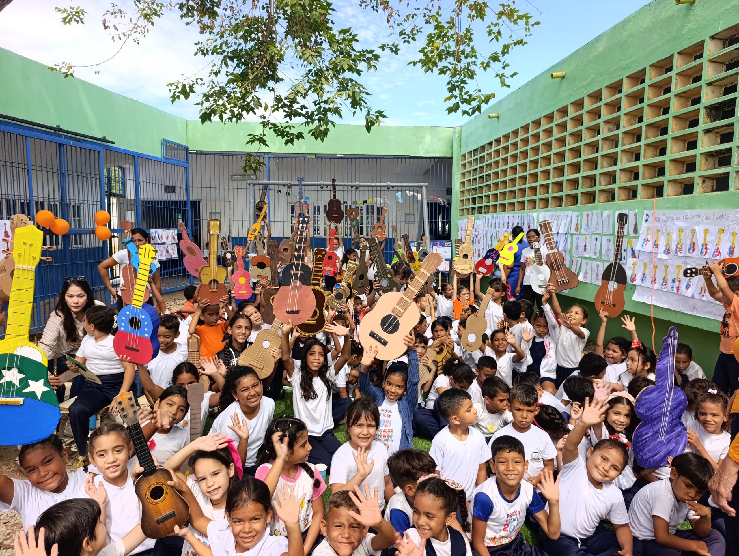 Nueva Esparta Dia Del Cuatro (2)