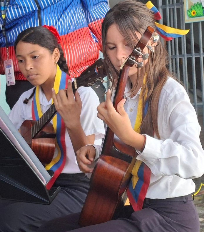 Nueva Esparta Dia Del Cuatro (6)