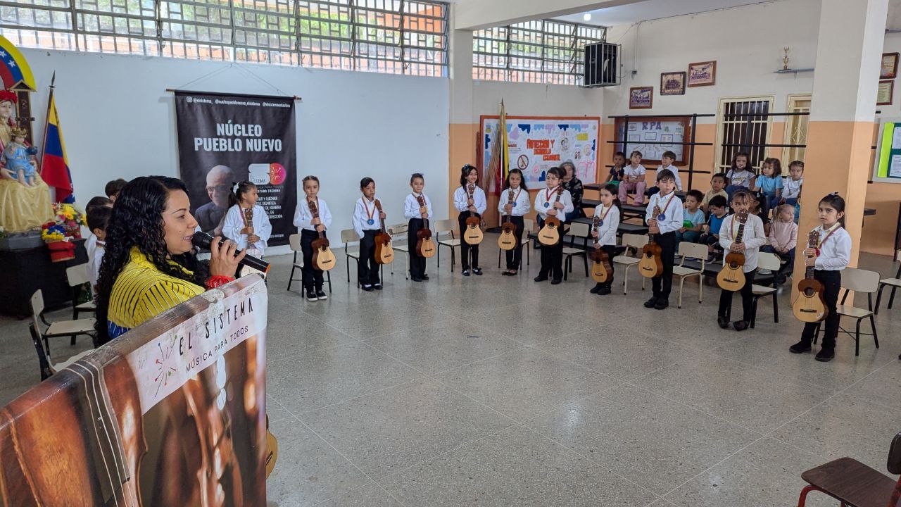 Tachira Dia Del Cuatro (3)