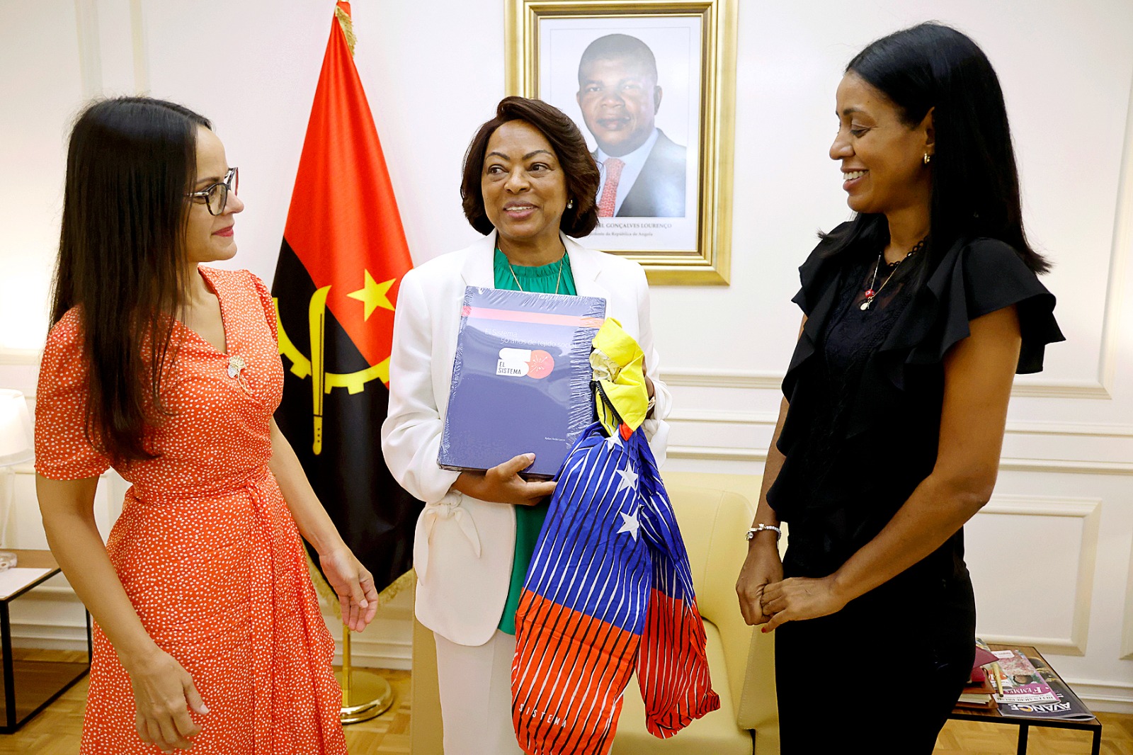 El Sistema En Cooperacion Con Angola (6)